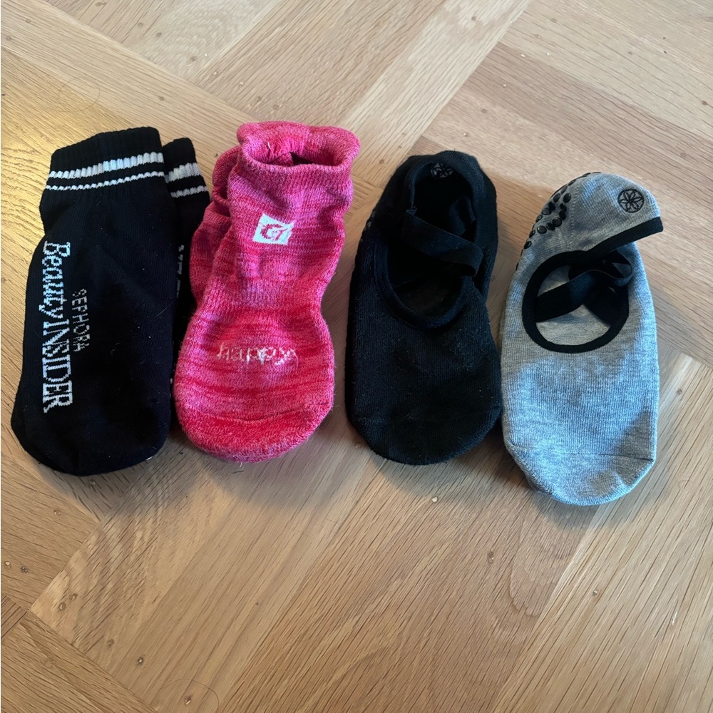 Sticky socks